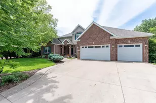 124 Mayan Way, Mankato, MN 56001 - Photo 2