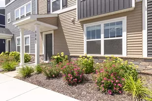 5860 156th St W, Apple Valley, MN 55124 - Photo 2
