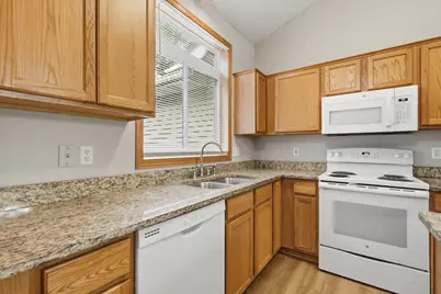 4104 Jarmann Lane, Shakopee, MN 55379 - Photo 12