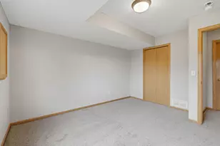 4104 Jarmann Ln, Shakopee, MN 55379 - Photo 16