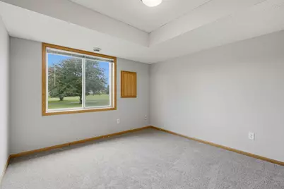 4104 Jarmann Lane, Shakopee, MN 55379 - Photo 10