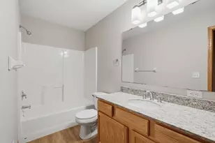 4104 Jarmann Ln, Shakopee, MN 55379 - Photo 20