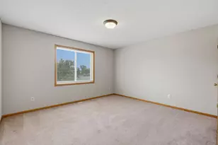 4104 Jarmann Ln, Shakopee, MN 55379 - Photo 14
