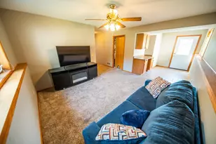 3834 Strathmore Ln SE, Rochester, MN 55904 - Photo 18