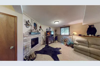 1825 Bayview Drive, Albert Lea, MN 56007 - Photo 12