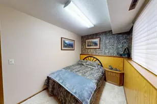 1825 Bayview Dr, Albert Lea, MN 56007 - Photo 18