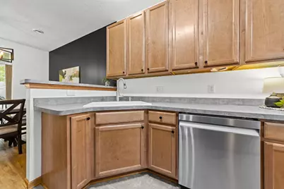 5020 Holly Lane N #4, Plymouth, MN 55446 - Photo 14