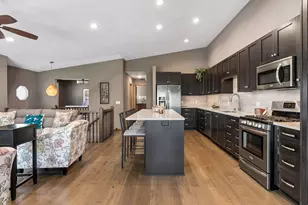 3430 Juliet Dr, Woodbury, MN 55125 - Photo 4