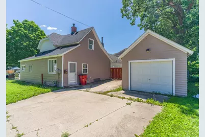 400 2nd Street SE, Austin, MN 55912 - Photo 4