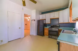 400 2nd St SE, Austin, MN 55912 - Photo 6