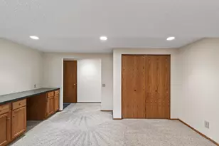 1870 Eagle Ridge Dr, Mendota Heights, MN 55118 - Photo 28