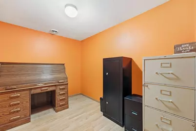 121 Shire Road N, Watkins, MN 55389 - Photo 24