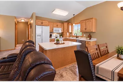121 Shire Road N, Watkins, MN 55389 - Photo 10