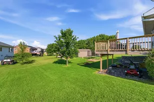 121 Shire Road N, Watkins, MN 55389 - Photo 30