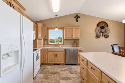 121 Shire Road N, Watkins, MN 55389 - Photo 12
