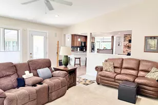 437 Crescent Dr, Albert Lea, MN 56007 - Photo 8