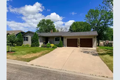 437 Crescent Drive, Albert Lea, MN 56007 - Photo 1