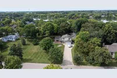 522 Shady Ridge Road NW, Hutchinson, MN 55350 - Photo 1