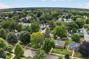 4247 Zenith Ave N, Robbinsdale, MN 55422 - Photo 4
