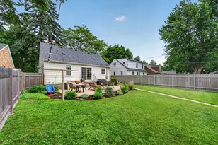 4247 Zenith Ave N, Robbinsdale, MN 55422 - Photo 106