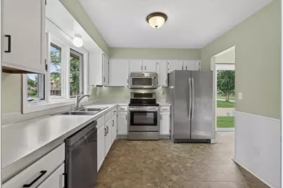 3984 Orchid Lane N, Plymouth, MN 55446 - Photo 2