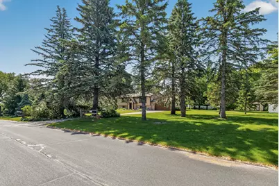 2041 W 65th Street, Excelsior, MN 55331 - Photo 4