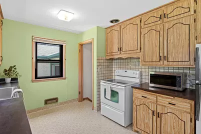 739 Madison Street, Anoka, MN 55303 - Photo 8