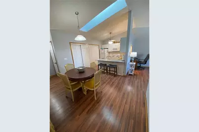1060 Pond View Court, Vadnais Heights, MN 55127 - Photo 10