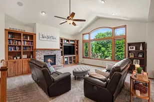 301 9th St SE, New Prague, MN 56071 - Photo 4