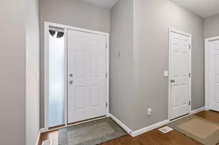 3165 Doneene Ln, Eagan, MN 55121 - Photo 6