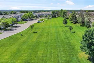 1585 Sumac Cir, Carver, MN 55315 - Photo 30
