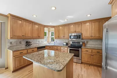8511 Cedar Court, Victoria, MN 55386 - Photo 8