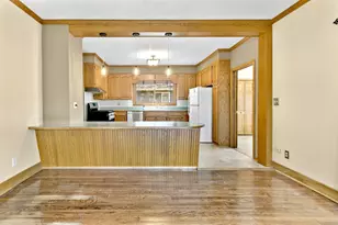 157 Bates Ave, Saint Paul, MN 55106 - Photo 4