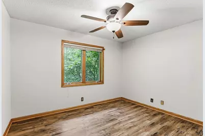 2287 Snowshoe Lane E, Maplewood, MN 55119 - Photo 20