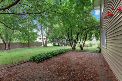 2287 Snowshoe Lane E, Maplewood, MN 55119 - Photo 32