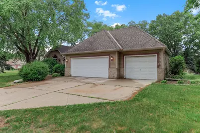2287 Snowshoe Lane E, Maplewood, MN 55119 - Photo 2