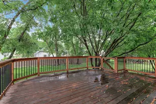 2287 Snowshoe Ln E, Maplewood, MN 55119 - Photo 30