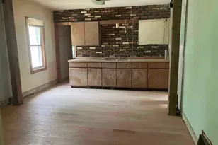 517 8th St SE, Rochester, MN 55904 - Photo 2