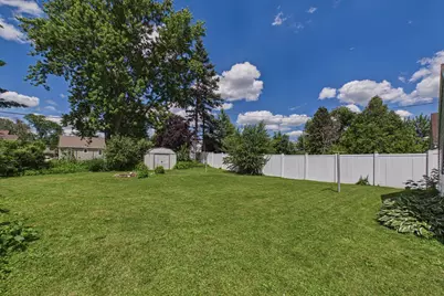 2111 1st Avenue SE, Austin, MN 55912 - Photo 24