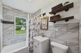 2111 1st Ave SE, Austin, MN 55912 - Photo 12