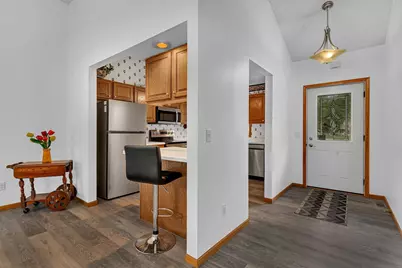 704 24th Street SE, Willmar, MN 56201 - Photo 2