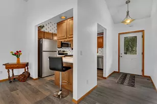 704 24th St SE, Willmar, MN 56201 - Photo 2