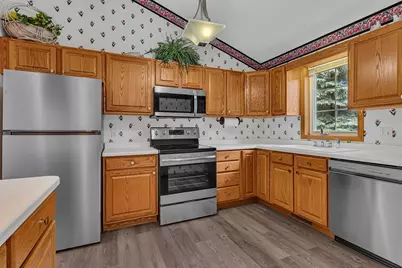 704 24th Street SE, Willmar, MN 56201 - Photo 4