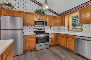 704 24th St SE, Willmar, MN 56201 - Photo 4