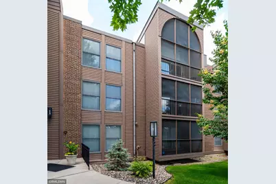 9700 Portland Avenue S #330, Bloomington, MN 55420 - Photo 2