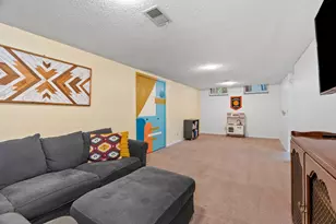 1133 California Ave W, Saint Paul, MN 55108 - Photo 16