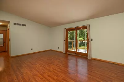 906 High Meadow Lane SW, Rochester, MN 55902 - Photo 4