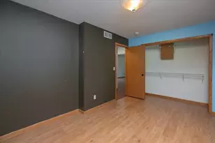 906 High Meadow Ln SW, Rochester, MN 55902 - Photo 6