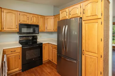 906 High Meadow Lane SW, Rochester, MN 55902 - Photo 14