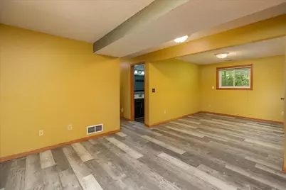 906 High Meadow Lane SW, Rochester, MN 55902 - Photo 8
